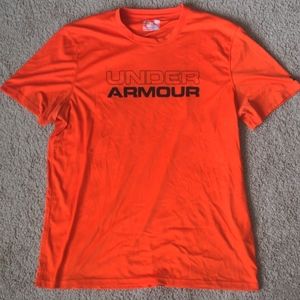 Under Armour Loose Short Sleeve Workout Shirt